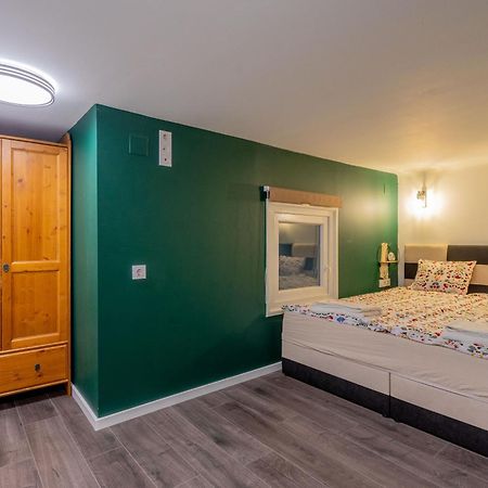 Full Equipment Designed Apartment In The Heart Of Budapest For 4 People Exterior photo
