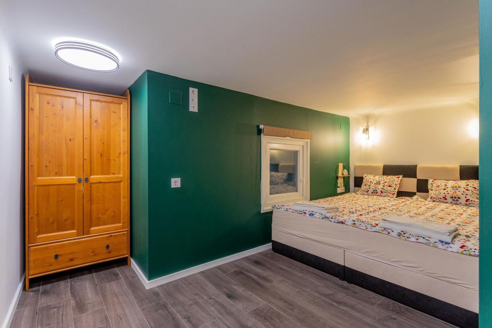 Full Equipment Designed Apartment In The Heart Of Budapest For 4 People Exterior photo