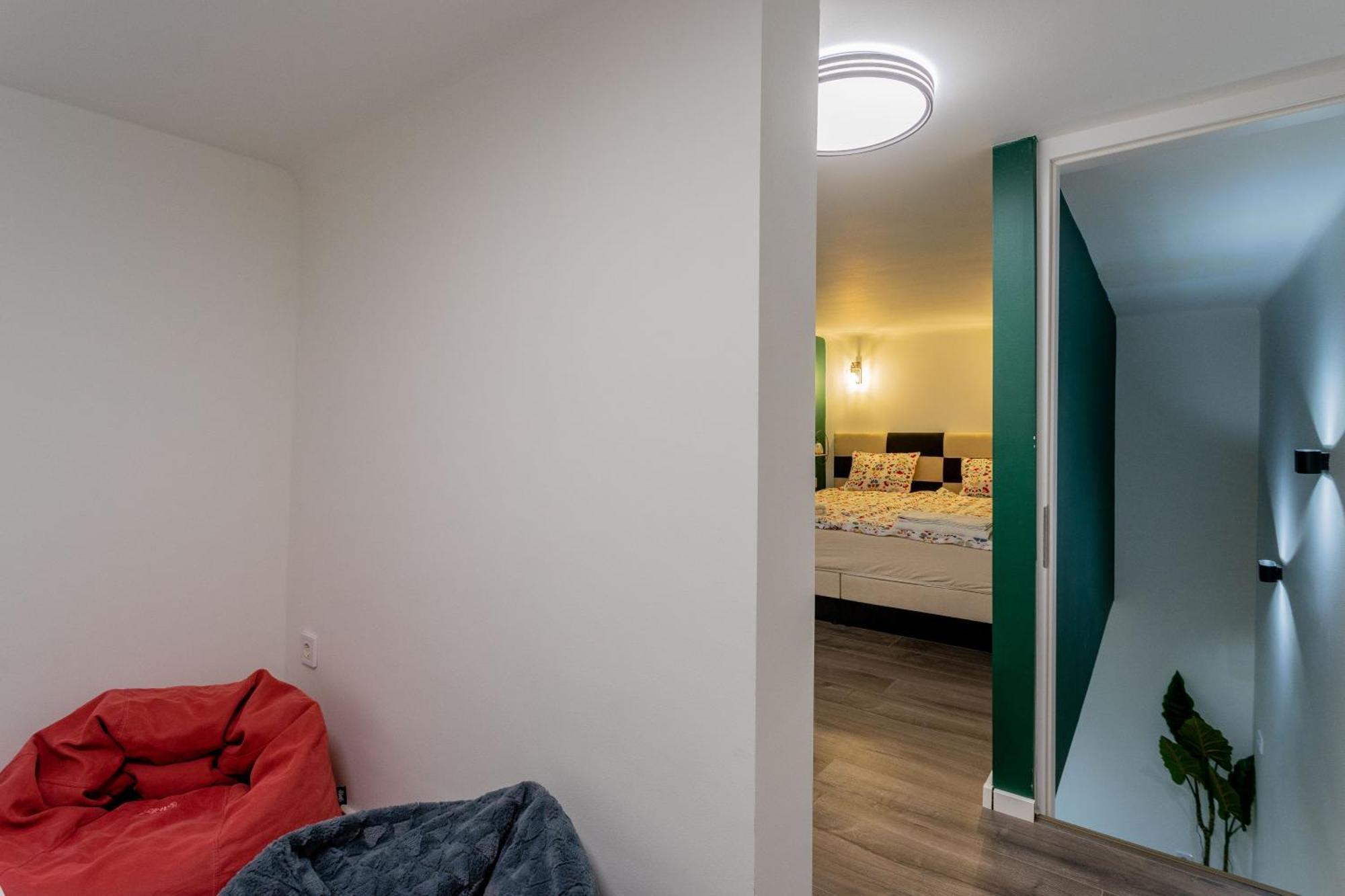 Full Equipment Designed Apartment In The Heart Of Budapest For 4 People Exterior photo