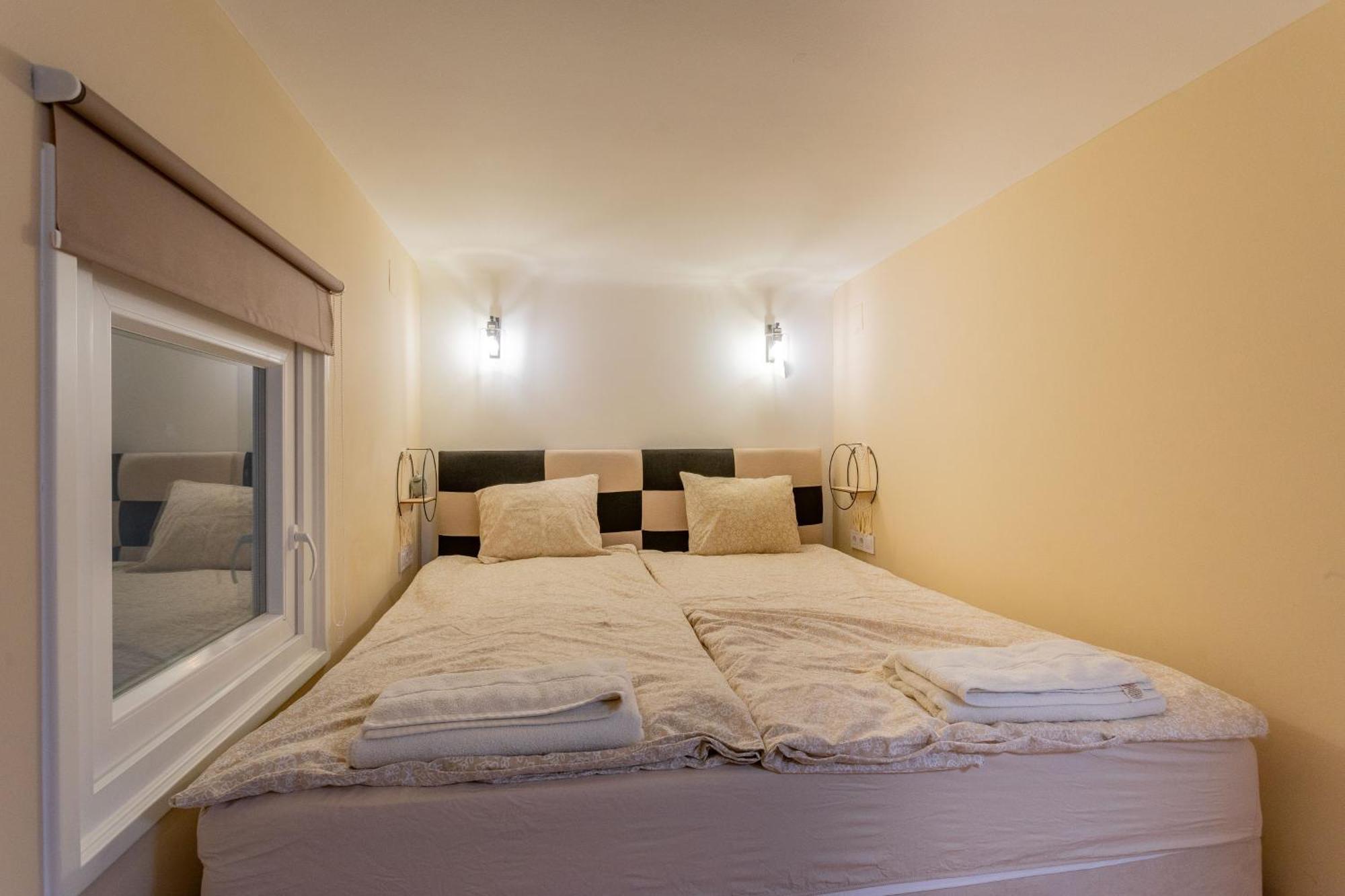 Full Equipment Designed Apartment In The Heart Of Budapest For 4 People Exterior photo