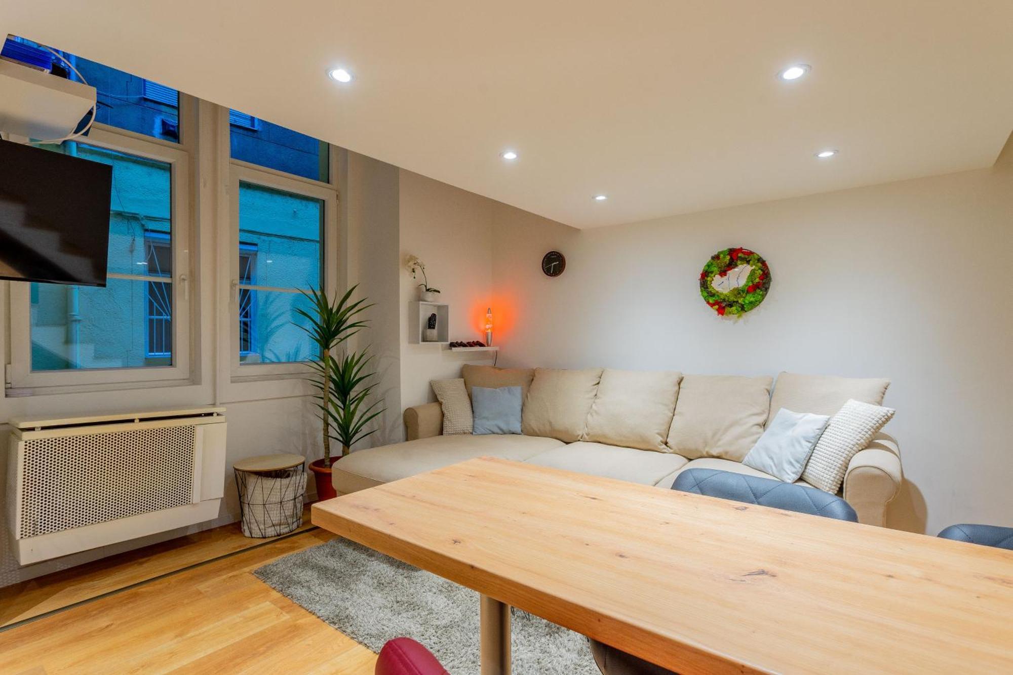 Full Equipment Designed Apartment In The Heart Of Budapest For 4 People Exterior photo