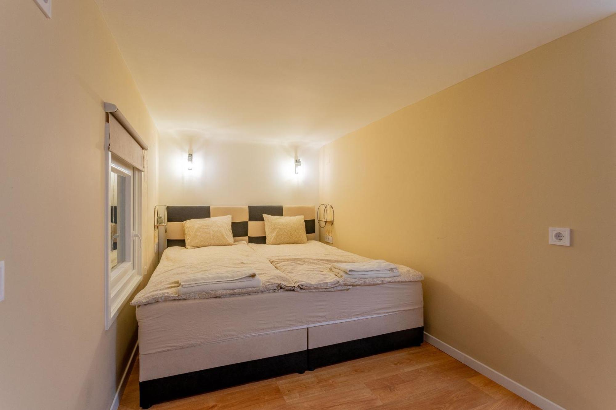 Full Equipment Designed Apartment In The Heart Of Budapest For 4 People Exterior photo